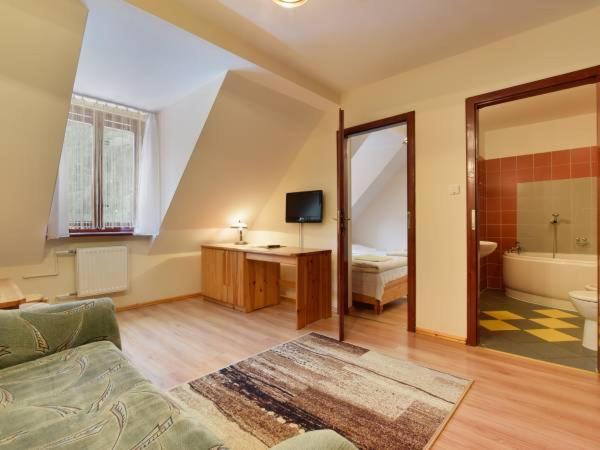 Zadrna Rezydencja Aparthotel Chełmsko Śląskie Buitenkant foto
