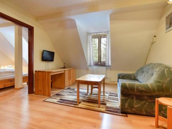 Zadrna Rezydencja Aparthotel Chełmsko Śląskie Buitenkant foto